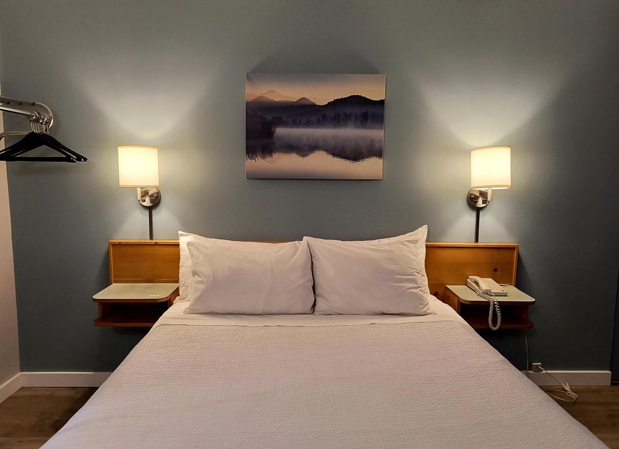 Fireweed Motel Smithers Εξωτερικό φωτογραφία