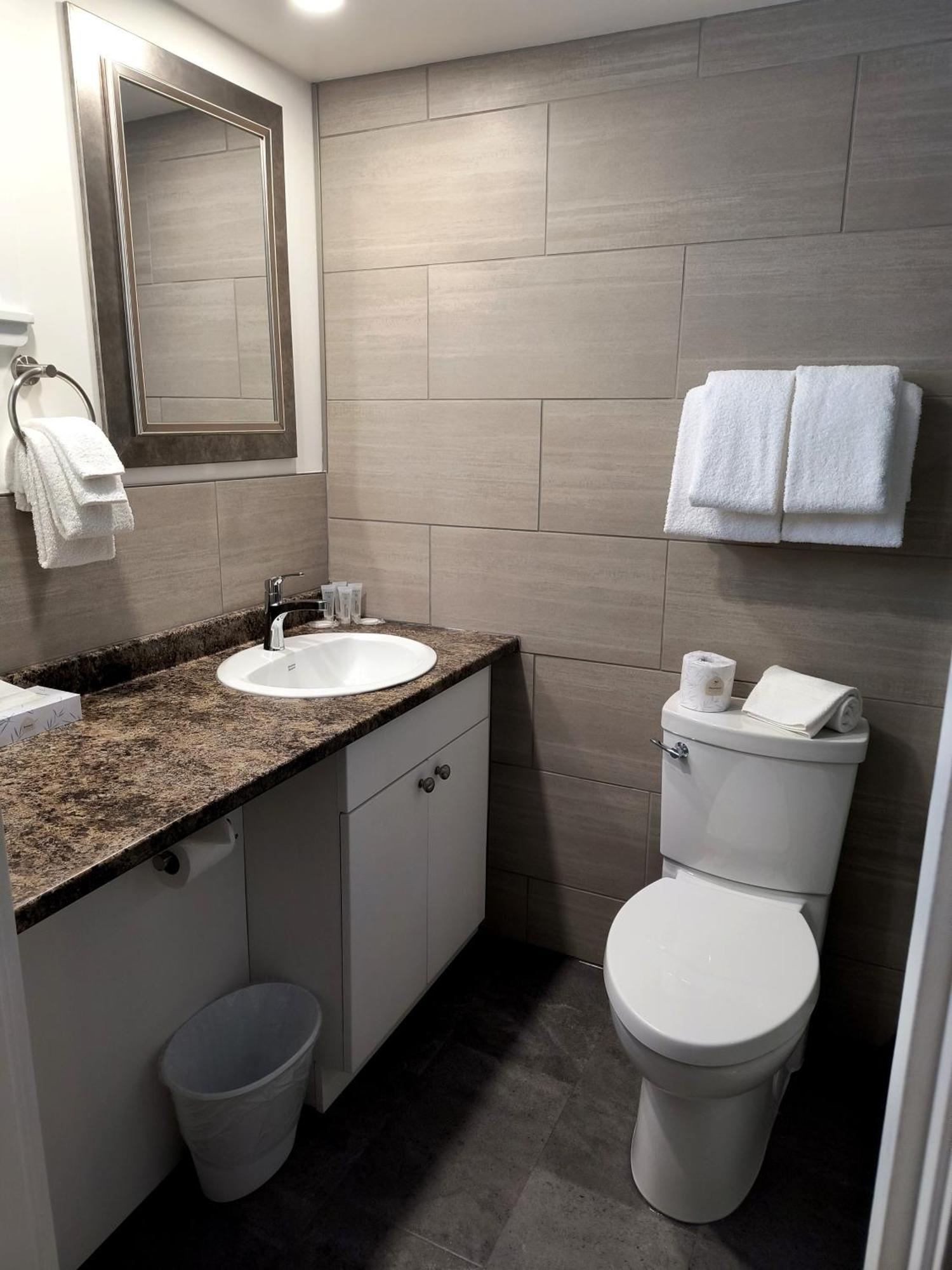 Fireweed Motel Smithers Εξωτερικό φωτογραφία